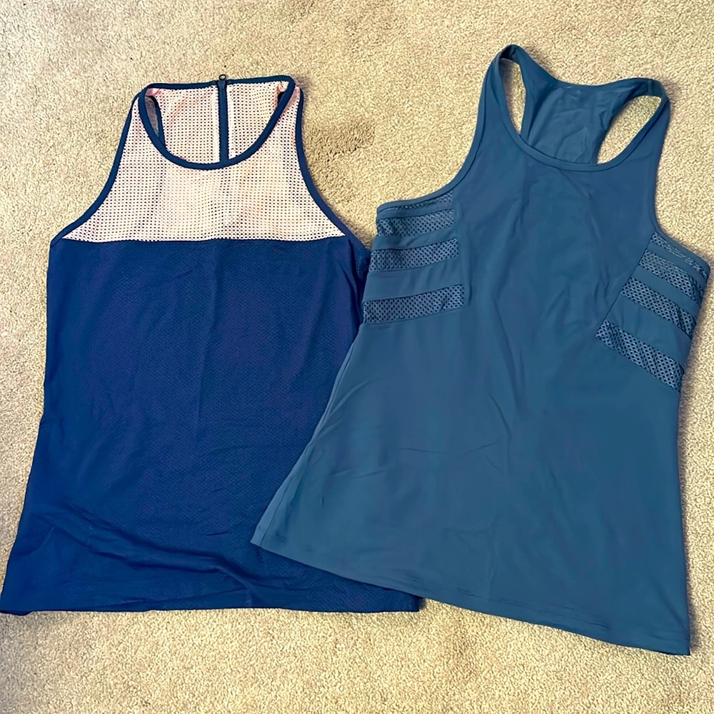 Set of two EUC Lorna Jane tanks - M